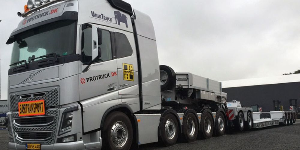 UnikTruck buys new Volvo FH16-750 Heavy Tractor